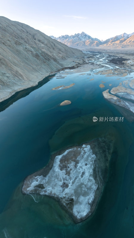 新疆喀什塔县帕米尔高原塔合曼湿地河道航拍