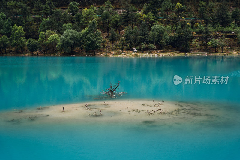 丽江玉龙雪山蓝月谷