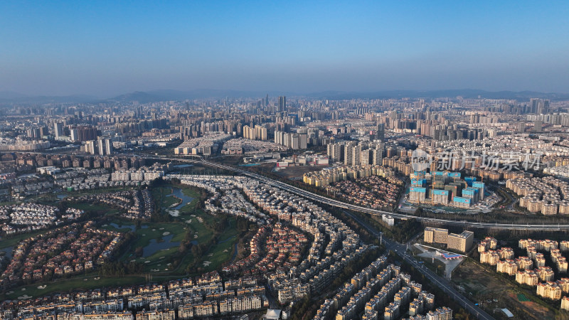 航拍云南昆明市 城市大景