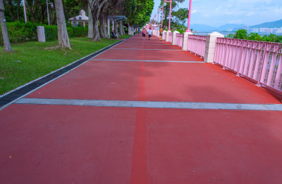 香港大埔墟滨海公园红色塑胶跑道