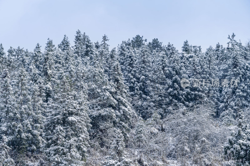 航拍东方威尼斯镇远古城雪景