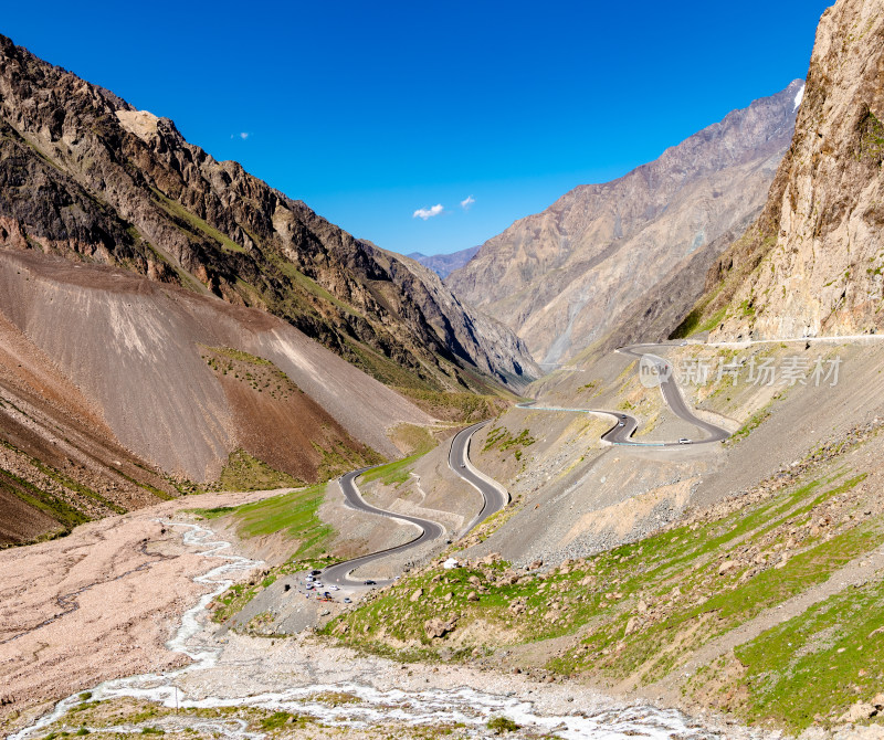 中国新疆维吾尔族自治区独库公路风光