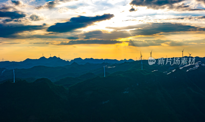 绿色能源风能发电喀斯特地貌