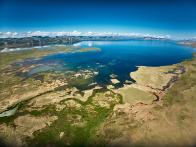 高原湖泊东格措那湖