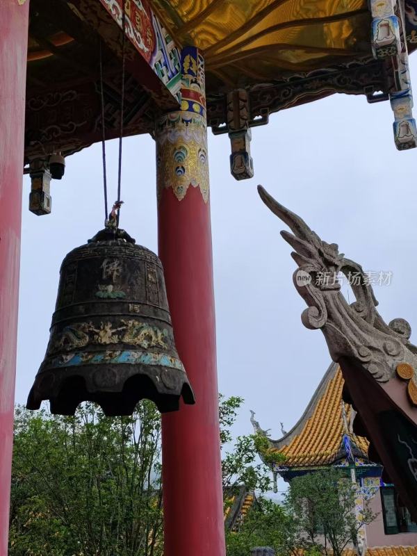 古钟、寺庙、朝凤寺