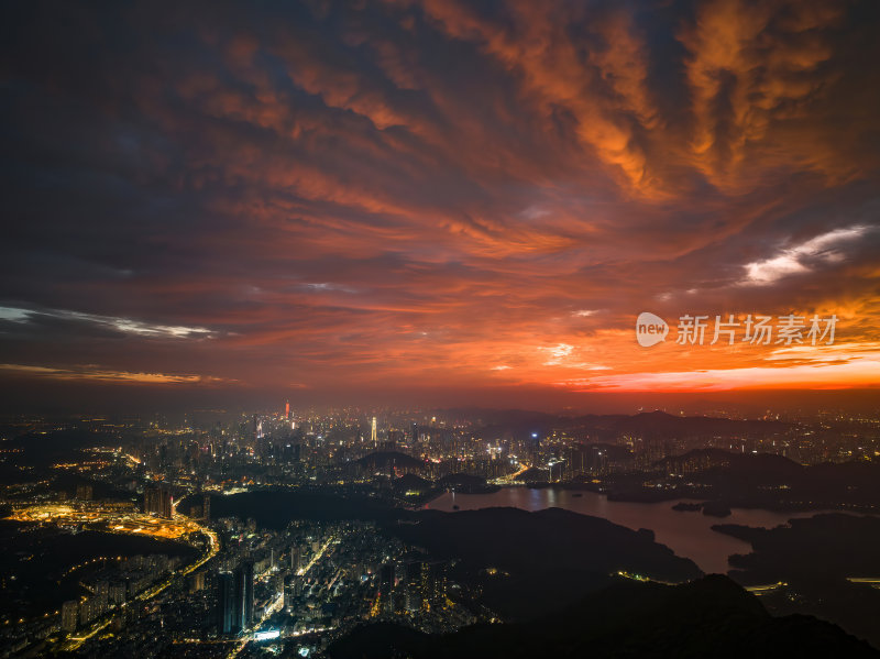 深圳梧桐山大湾区日落火烧云日落夜景航拍