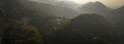 杭州临安指南村山峦高山晨曦