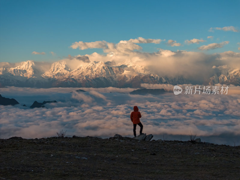 四川雅安牛背山云海云瀑贡嘎雪山高空航拍