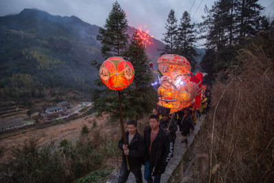 浙江云和沙铺插花板凳龙非遗文化民俗舞龙灯