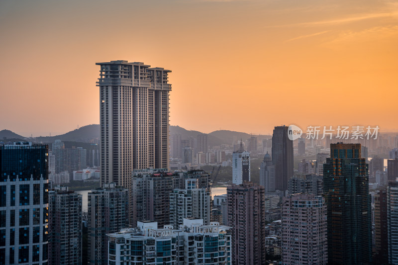 福建厦门思明区厦禾路轮渡码头日出朝霞