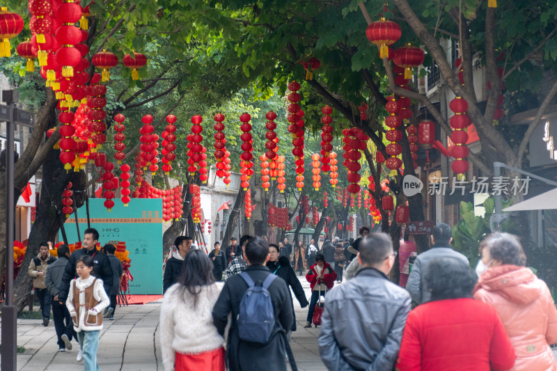 福州新年街道人间烟火气