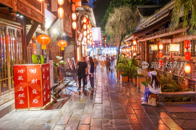 四川成都锦里古街夜景