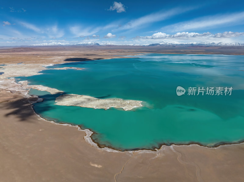 西藏那曲地区无人区达则措雪山湖泊高空航拍