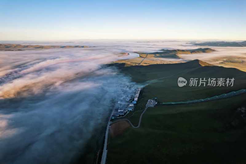 川西若尔盖甘南草原河流日出云海