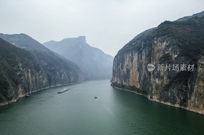 长江三峡奉节瞿塘峡山水风光