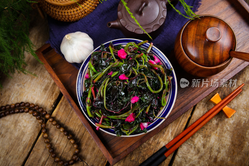 营养美味炒苋菜