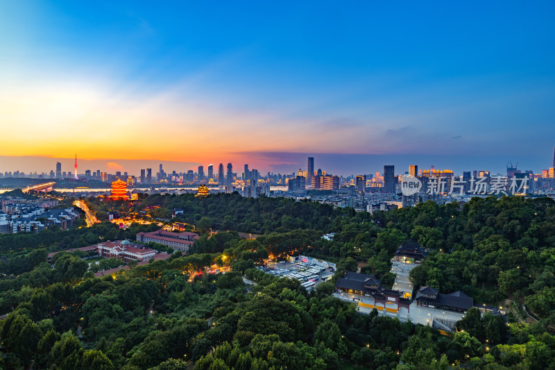 武汉黄鹤楼夜景