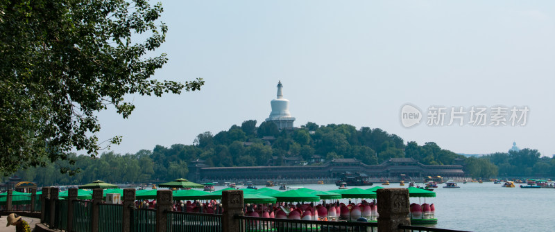 夏季北京北海公园颐和园白塔