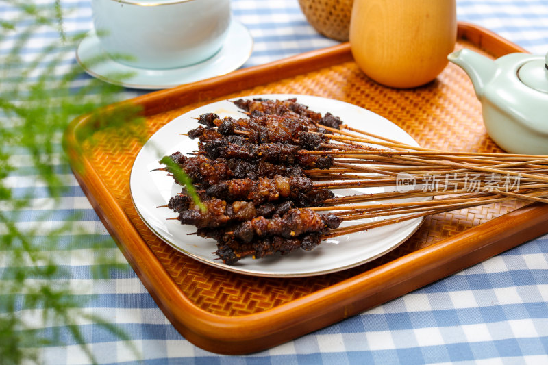 健康好吃的黄豆焖鸡爪