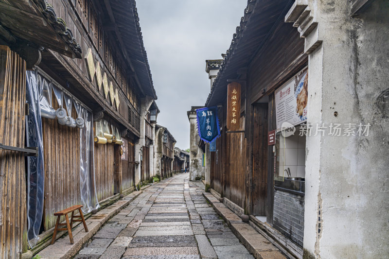 乌镇东栅古街道建筑风光