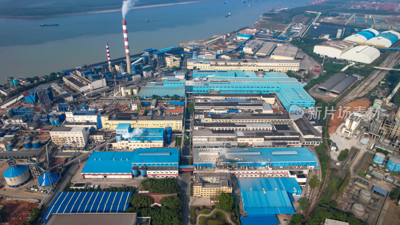 湖南岳阳城市工业生产华能电厂航拍图