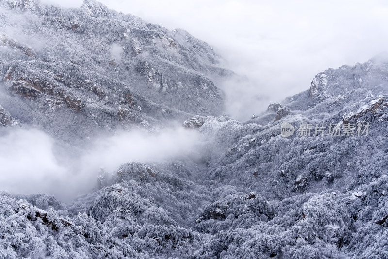 山川大雪云海大气航拍