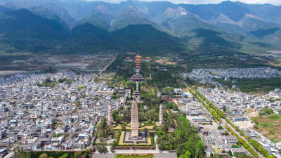 航拍云南大理崇圣寺三塔文化旅游区