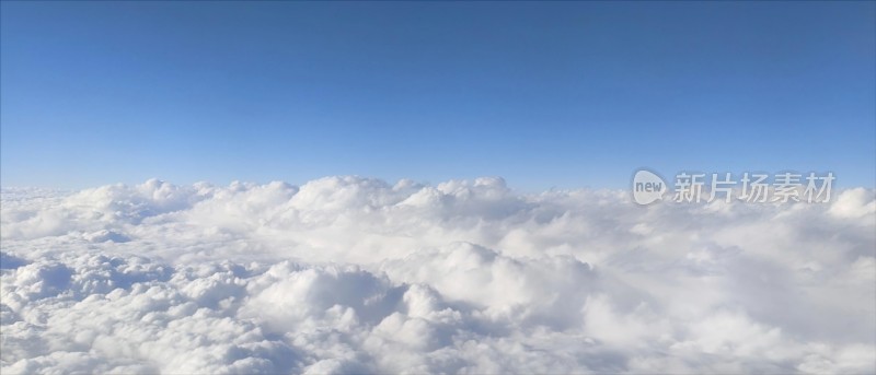 云海飞机主观视角拍摄绝美