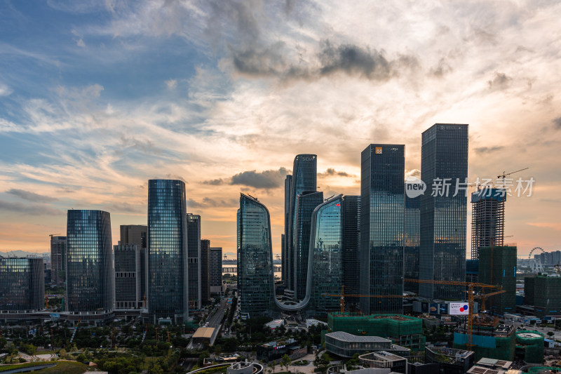 深圳前海建筑群夜景