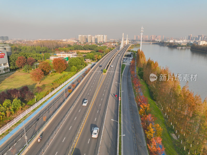 航拍昆山秋冬道路风光大景