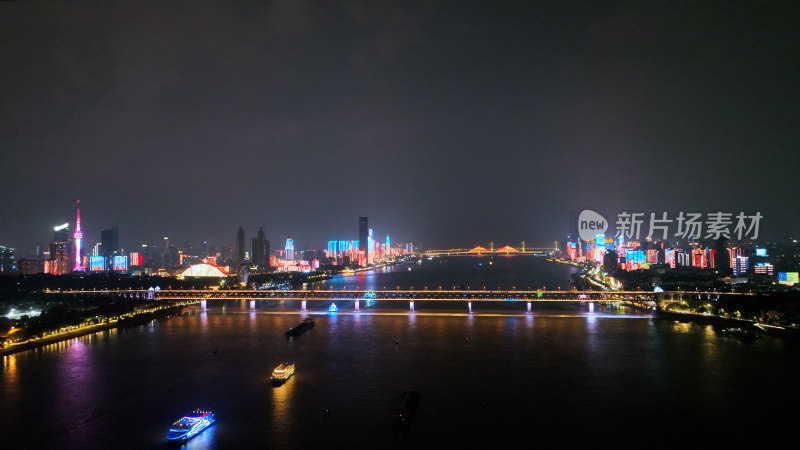 武汉城市月亮夜景航拍长江大桥夜景风光