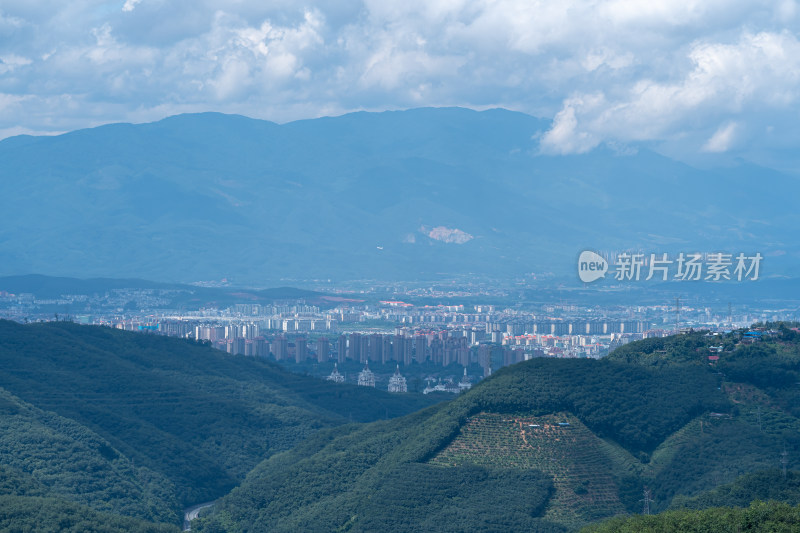 高山俯拍西双版纳景洪市