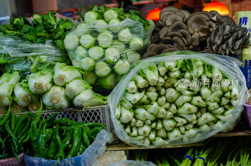 菜市场的蔬菜青菜