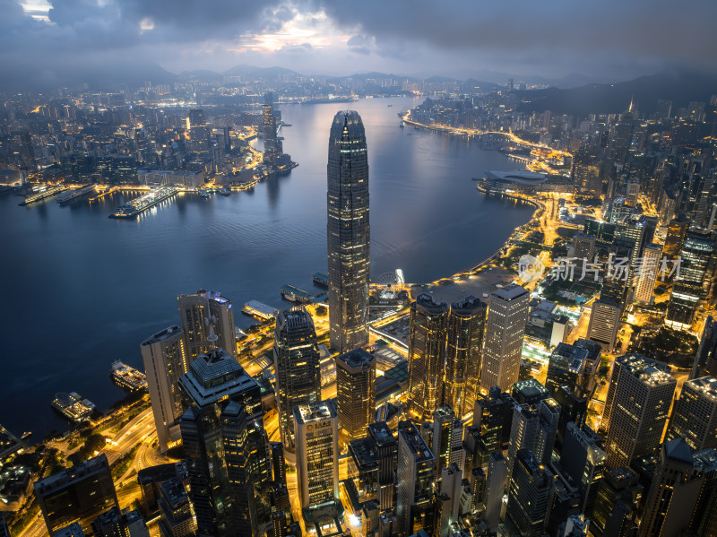 香港维多利亚港CBD中环夜景日出高空航拍