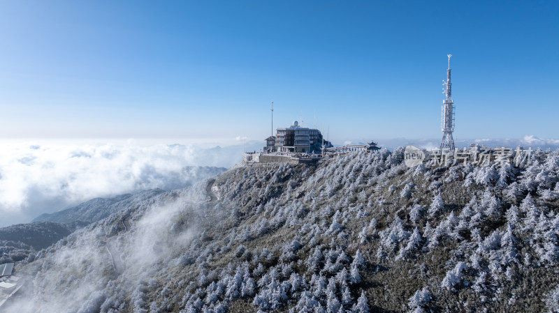 唯美高山日出云海冬季雾凇森林美景大好河山