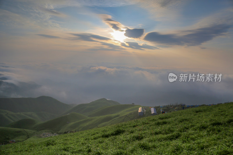 高山唯美天使之翼云景