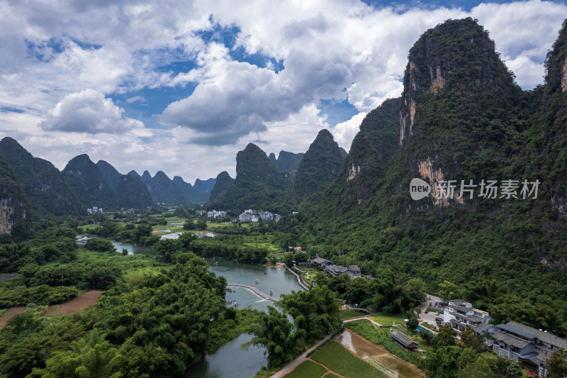 桂林阳朔漓江山水自然风光航拍