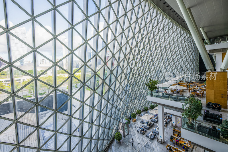 深圳市民中心的书城图书馆和音乐厅