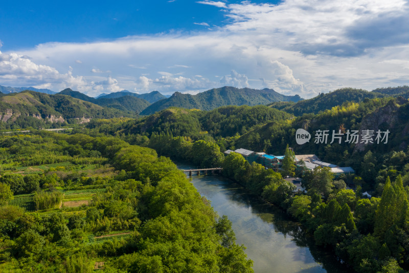 航拍5A景区缙云仙都鼎湖峰风光