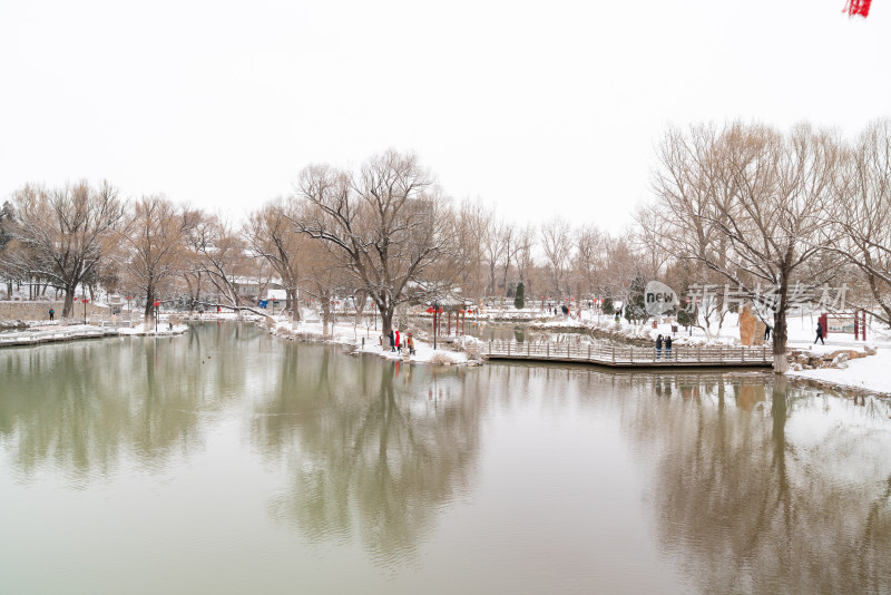 青州范公亭公园雪景