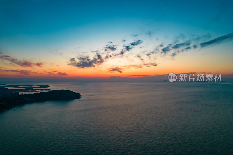 海上夕阳晚霞航拍摄影图