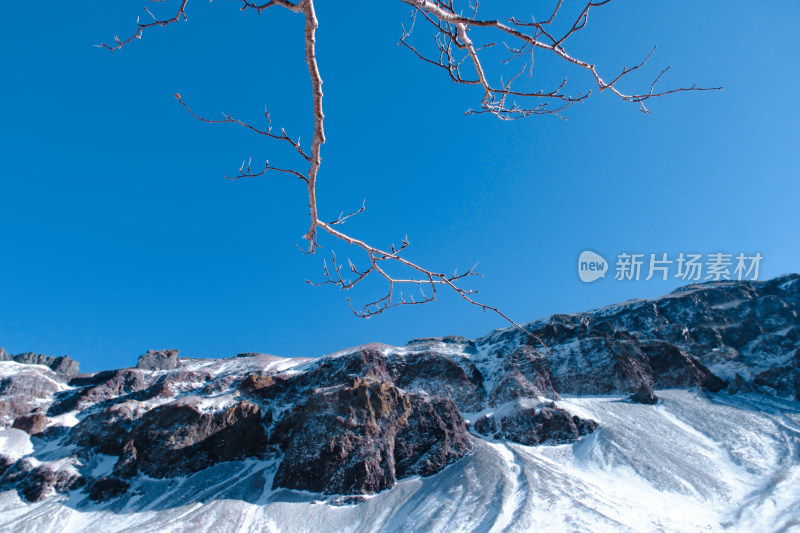 长白山雪山风景