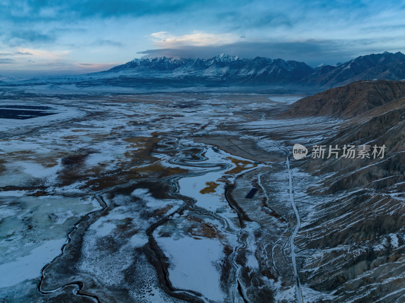 新疆喀什塔县帕米尔高原塔合曼湿地河道航拍