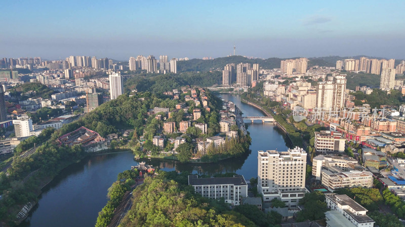 航拍四川自贡城市建设釜溪河风光摄影图