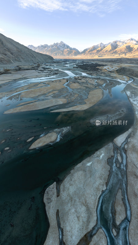 新疆喀什塔县帕米尔高原塔合曼湿地河道航拍