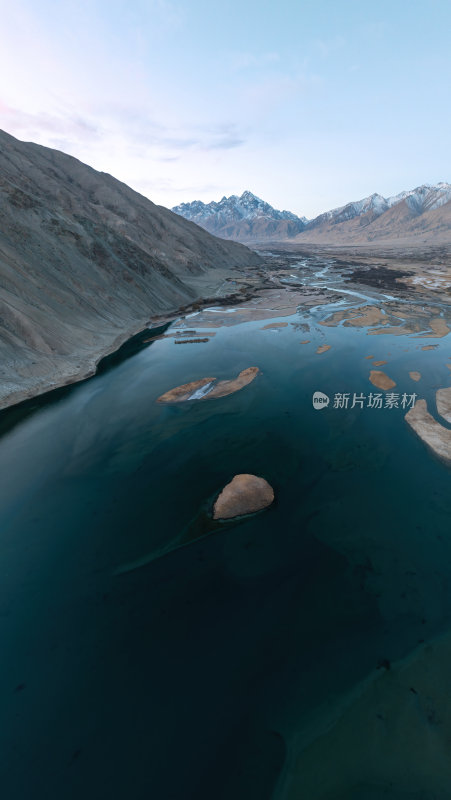 新疆喀什塔县帕米尔高原塔合曼湿地河道航拍