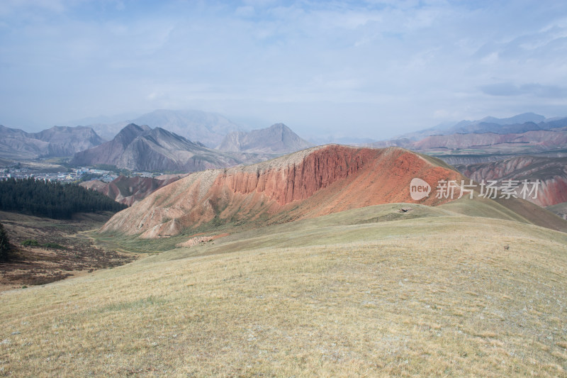 青海海北祁连山卓尔山丹霞地貌自然风光