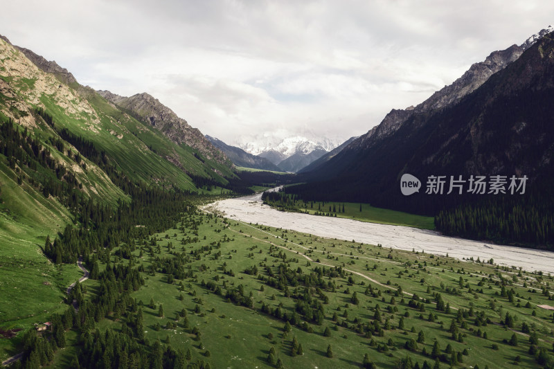 中国新疆夏特古道风景