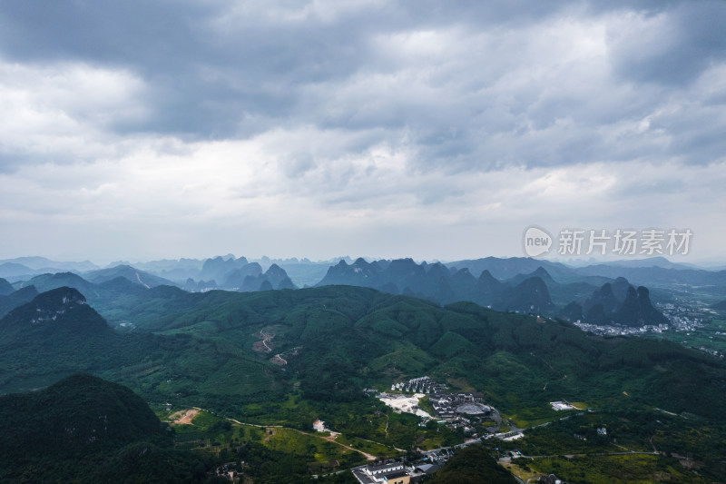 桂林阳朔漓江山水自然风光航拍