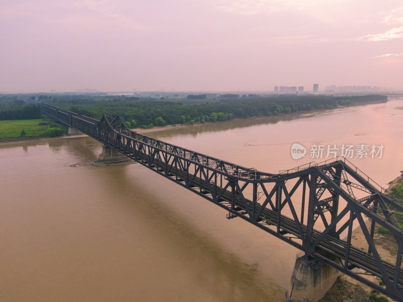 山东济南黄河泺口铁路桥航拍
